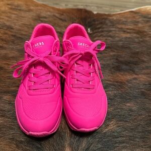 Skechers Women's Bright Pink Sneakers